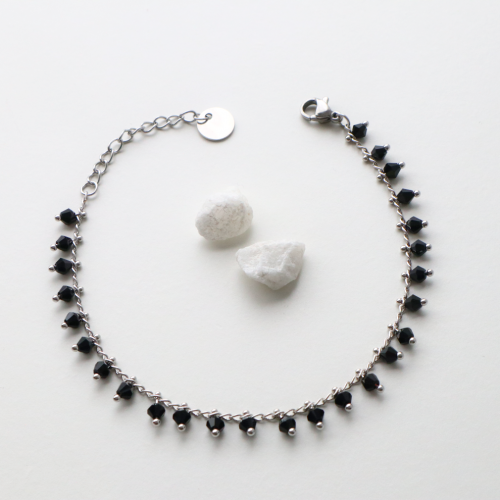 pulsera cuentas negras