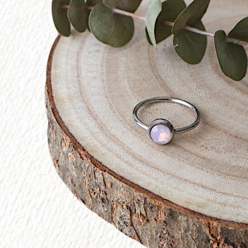 anillo piedra rosa