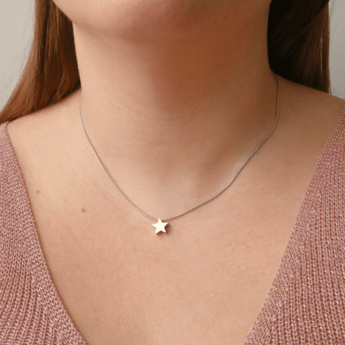 Collar estrella plateado