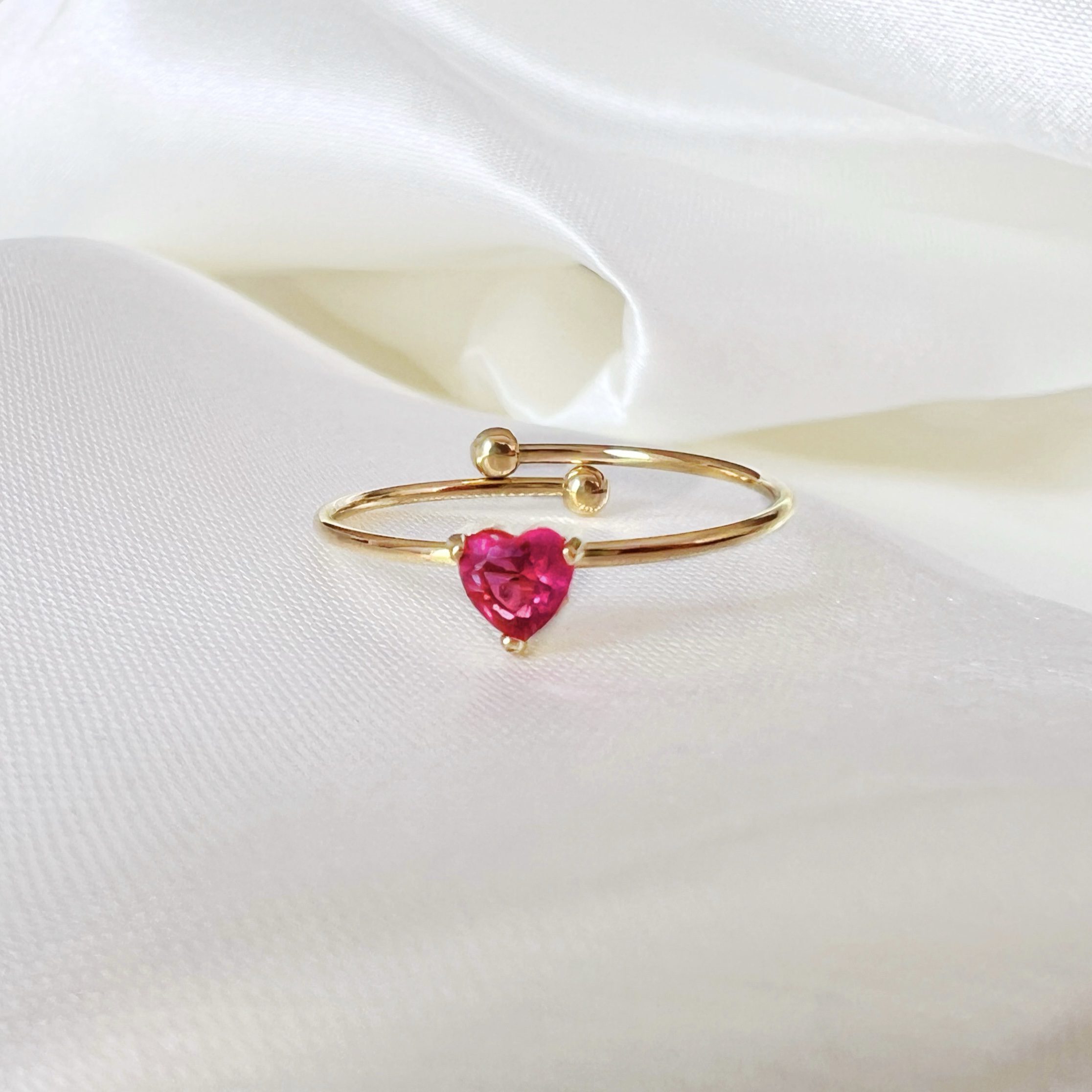 Anillo Afrodita fucsia