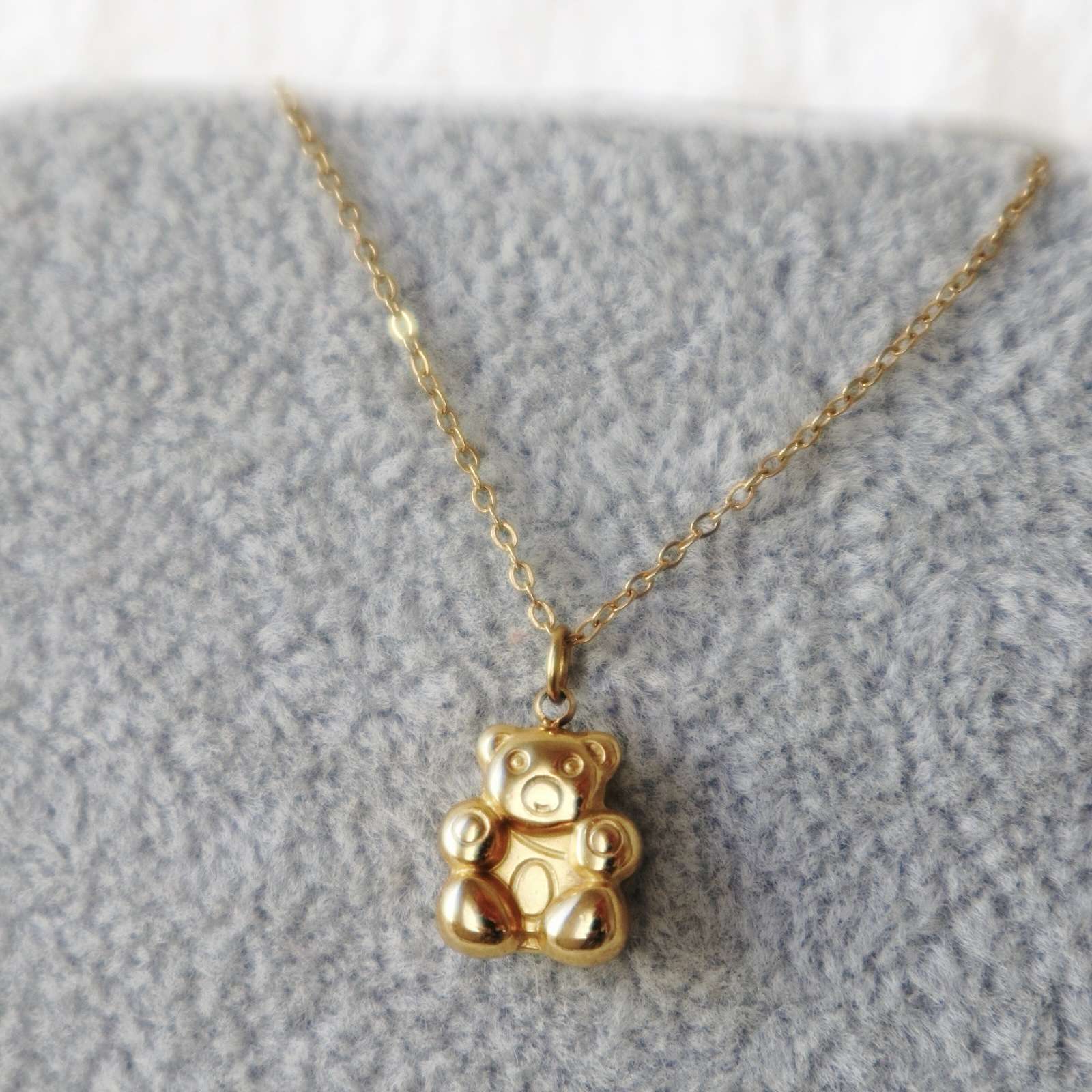 Collar Bear